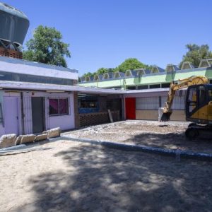 El GCBA anunció que está haciendo 300 obras en escuelas