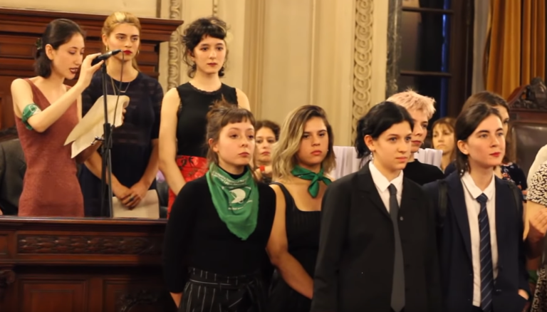 Ex alumnes del CNBA contra la violencia machista