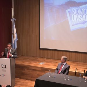 Finocchiaro llevó el respaldo del gobierno a la nueva gestión de la UNSAM